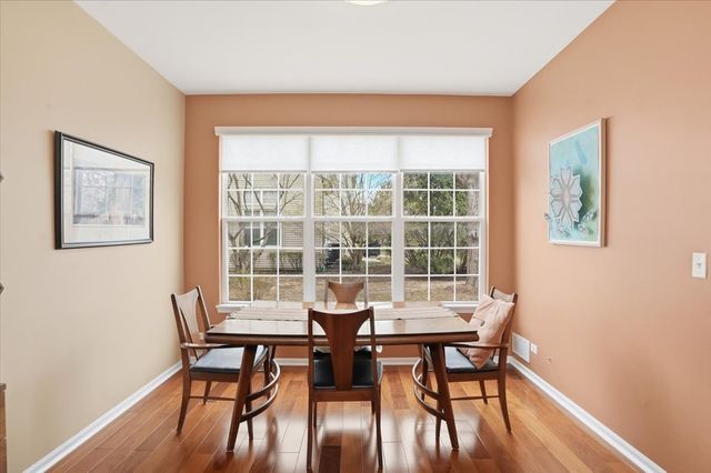 529 Shakespeare Drive, Grayslake, IL 60030