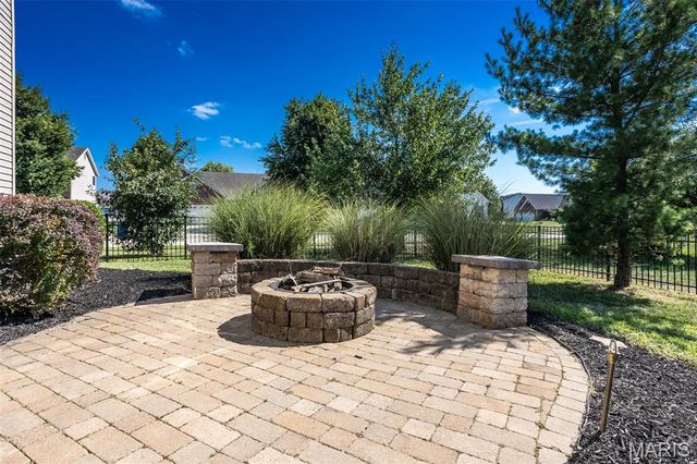 2601 Crimson View Drive, Belleville, IL 62221