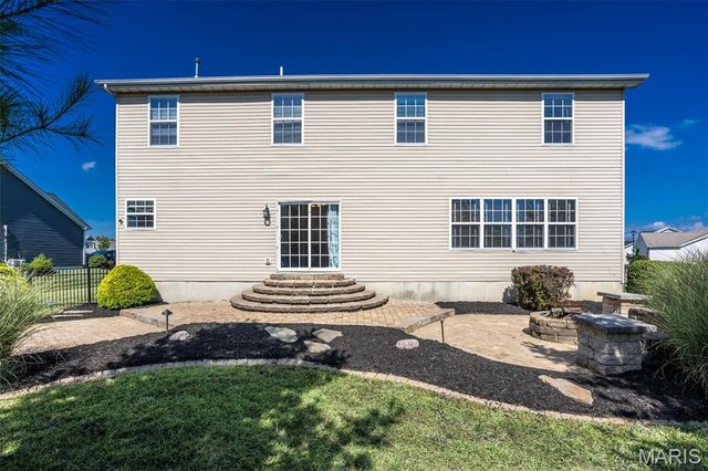 2601 Crimson View Drive, Belleville, IL 62221