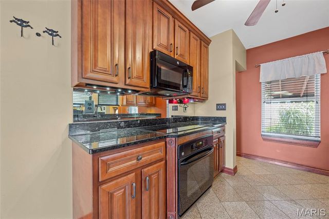 10122 Niblic Drive, St Louis, MO 63114