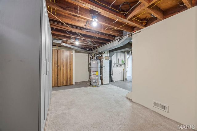 10122 Niblic Drive, St Louis, MO 63114