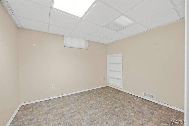 10122 Niblic Drive, St Louis, MO 63114