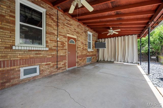 10122 Niblic Drive, St Louis, MO 63114