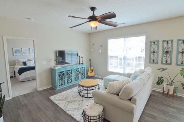 9628 Daybreak Court, 242C, Union, KY 41091