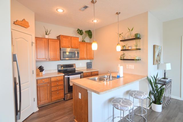 9628 Daybreak Court, 242C, Union, KY 41091