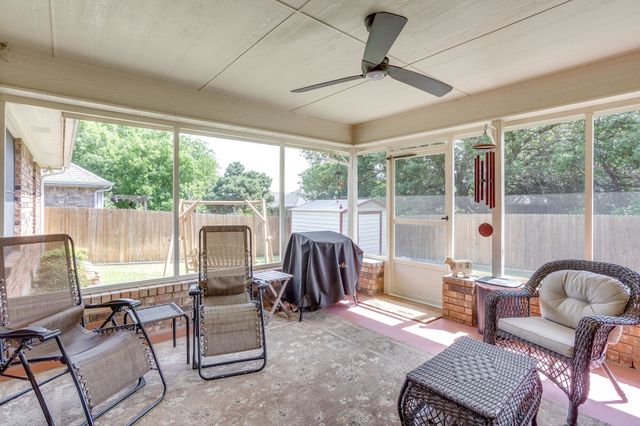 841 Sierra Vista Drive, Burleson, TX 76028