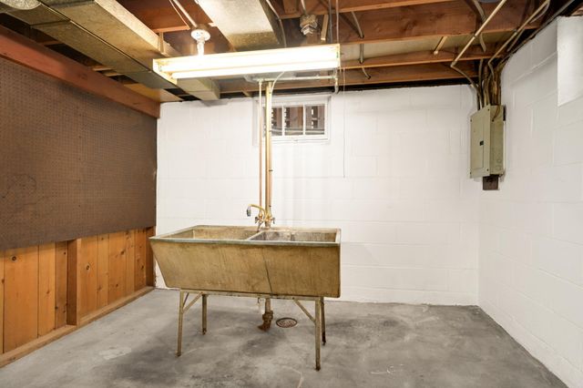 5753 Newton Avenue S, Minneapolis, MN 55419