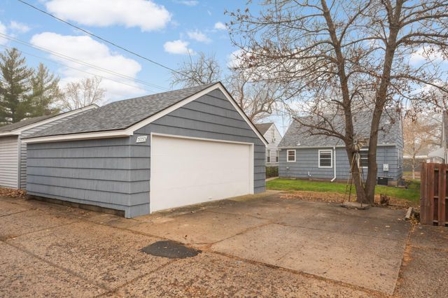 5753 Newton Avenue S, Minneapolis, MN 55419