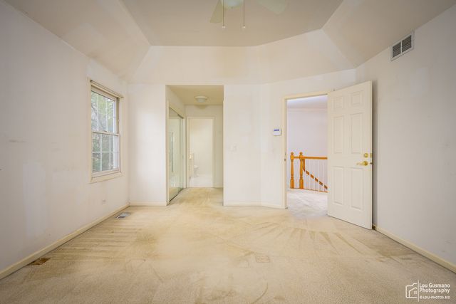 16W536 58th Street, Clarendon Hills, IL 60514