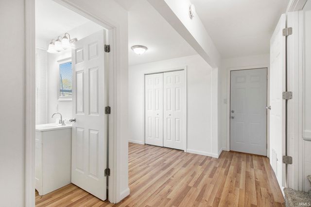 58528 County Road 13, Elkhart, IN 46516