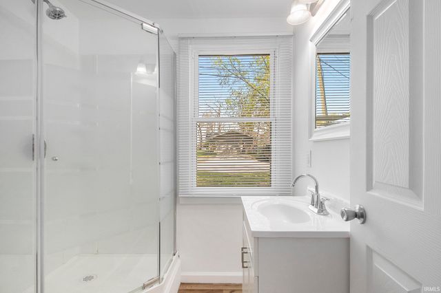 58528 County Road 13, Elkhart, IN 46516