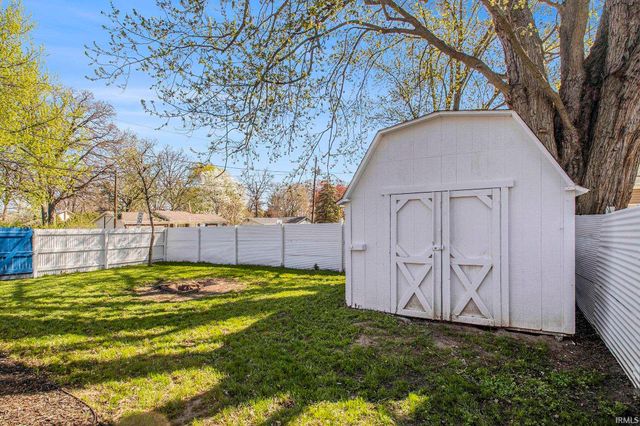 58528 County Road 13, Elkhart, IN 46516