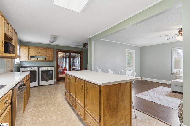 617 Pumpkintown Highway, Pickens, SC 29671