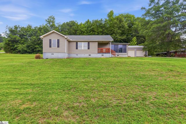 617 Pumpkintown Highway, Pickens, SC 29671