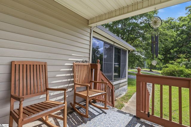 617 Pumpkintown Highway, Pickens, SC 29671