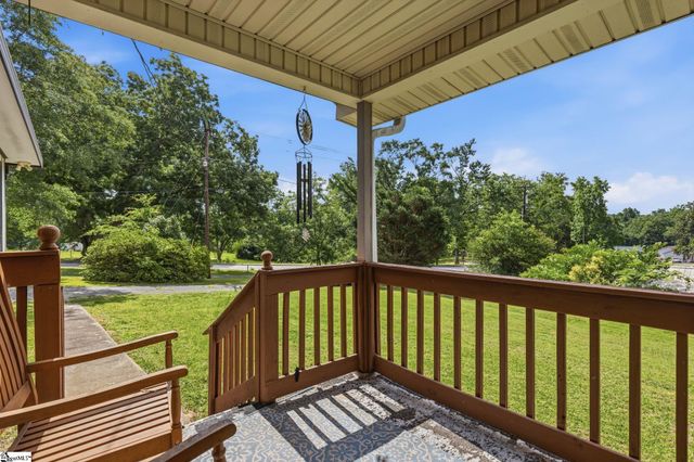 617 Pumpkintown Highway, Pickens, SC 29671