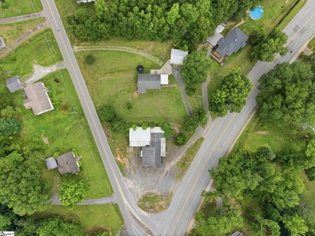 617 Pumpkintown Highway, Pickens, SC 29671