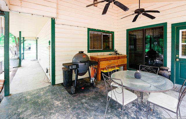 39 Oak, Brackettville, TX 78832