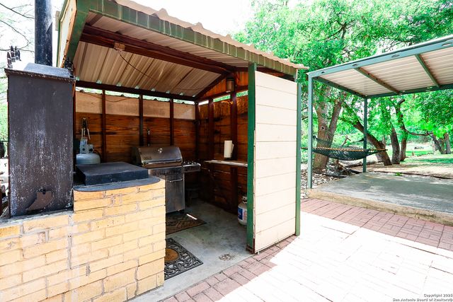 39 Oak, Brackettville, TX 78832