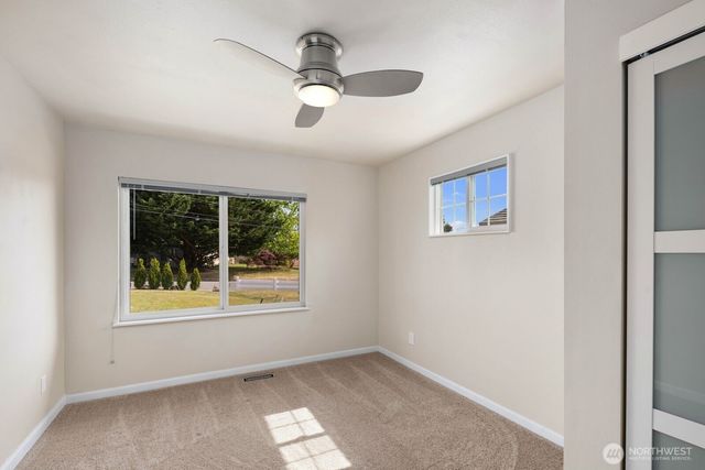 16715 116th Place SE, Renton, WA 98058