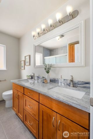 16715 116th Place SE, Renton, WA 98058
