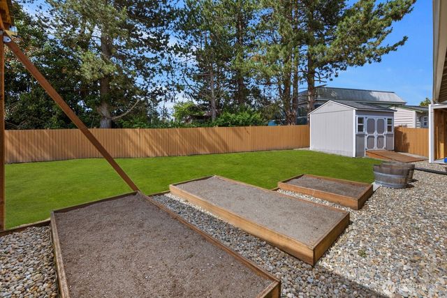 16715 116th Place SE, Renton, WA 98058