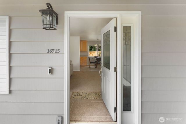 16715 116th Place SE, Renton, WA 98058