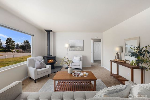 16715 116th Place SE, Renton, WA 98058