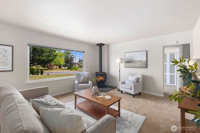 16715 116th Place SE, Renton, WA 98058