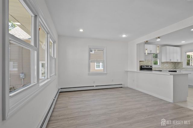 18 John Street, Carteret, NJ 07008