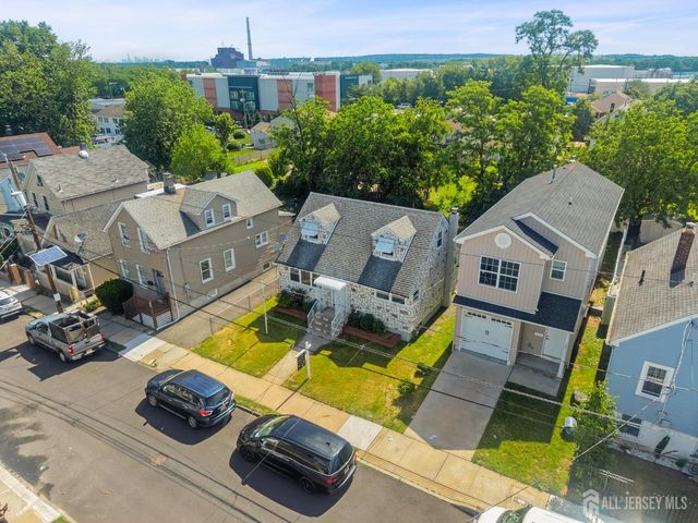 18 John Street, Carteret, NJ 07008