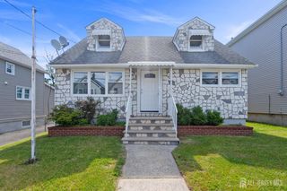 18 John Street, Carteret, NJ 07008