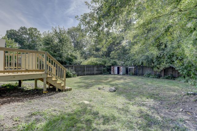 824 Elm Street, Valparaiso, IN 46383