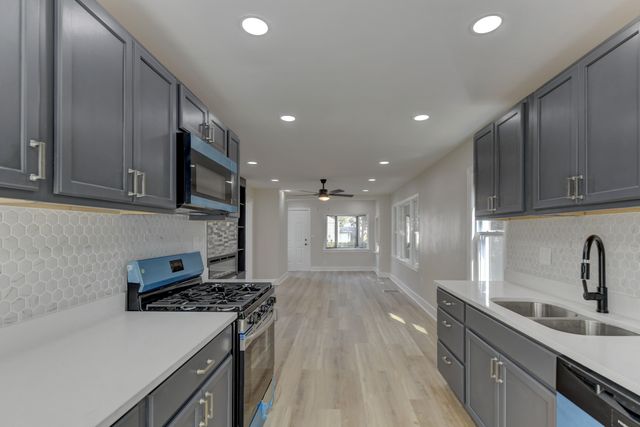 824 Elm Street, Valparaiso, IN 46383