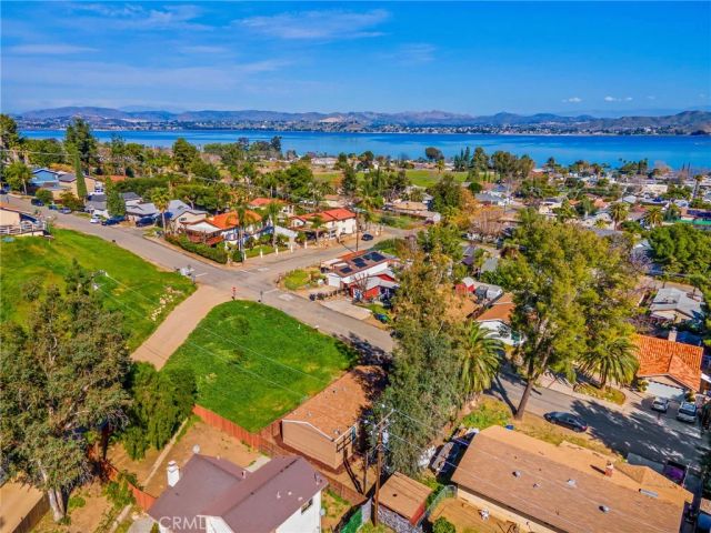 17603 Hays, Lake Elsinore, CA 92530