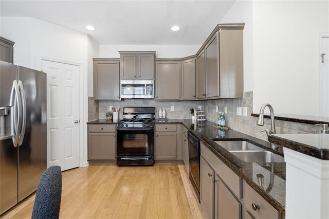 855 Commonwealth Avenue SE, Atlanta, GA 30312