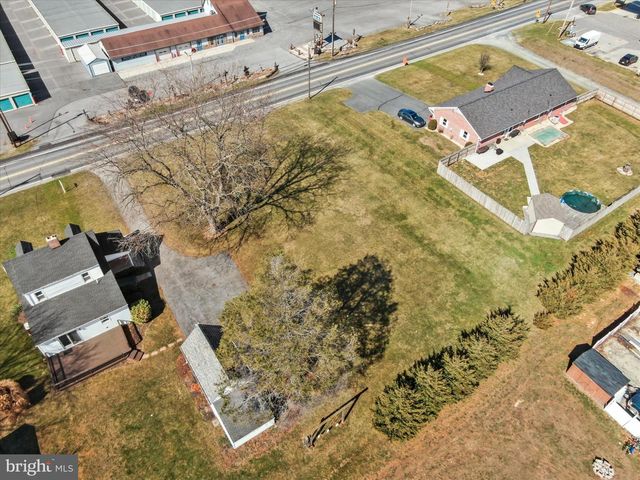 7508 ANTHONY HWY, Waynesboro, PA 17268