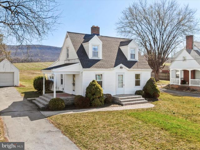 7508 ANTHONY HWY, Waynesboro, PA 17268