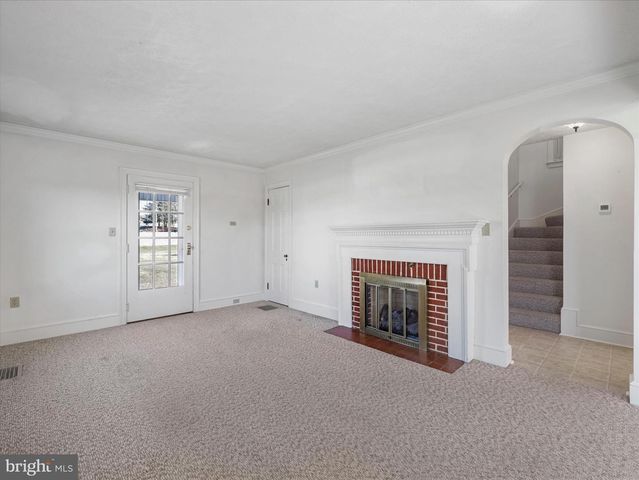 7508 ANTHONY HWY, Waynesboro, PA 17268