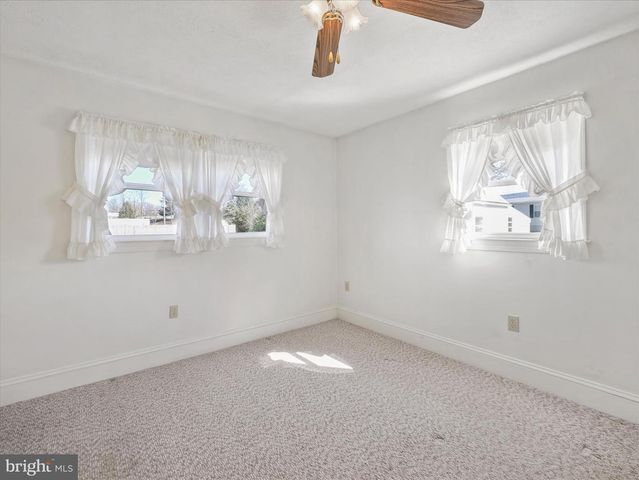 7508 ANTHONY HWY, Waynesboro, PA 17268