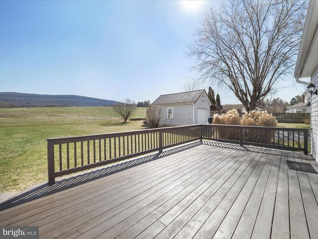 7508 ANTHONY HWY, Waynesboro, PA 17268