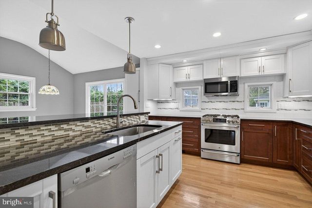 62 BAINBRIDGE ST, Princeton, NJ 08540