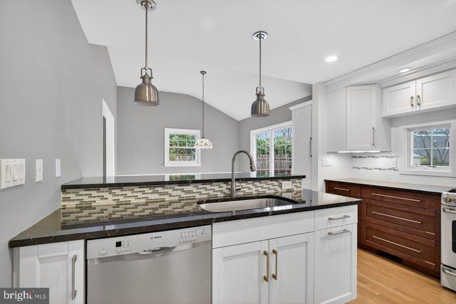 62 BAINBRIDGE ST, Princeton, NJ 08540