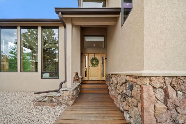 25734 Bristlecone Court, Golden, CO 80401