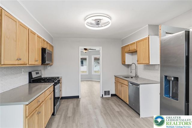 2520 Riegel Street, Bethlehem Twp, PA 18020