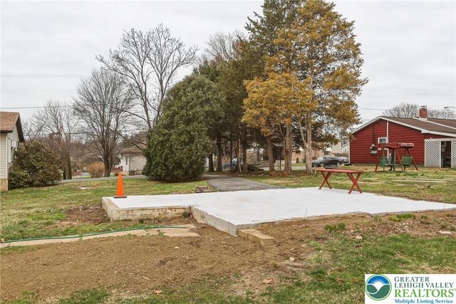 2520 Riegel Street, Bethlehem Twp, PA 18020