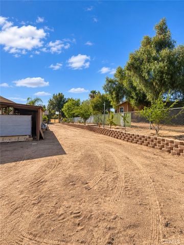 25340 Charina, Homeland, CA 92548