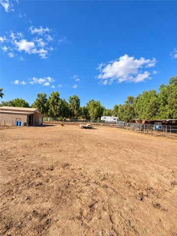 25340 Charina, Homeland, CA 92548