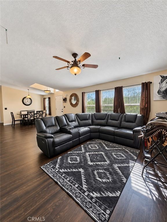 25340 Charina, Homeland, CA 92548 — photo 4