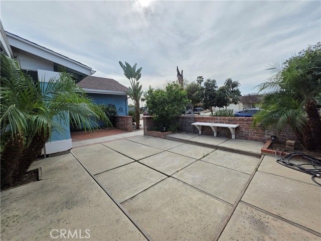 2041 S Oakland Avenue, Ontario, CA 91762